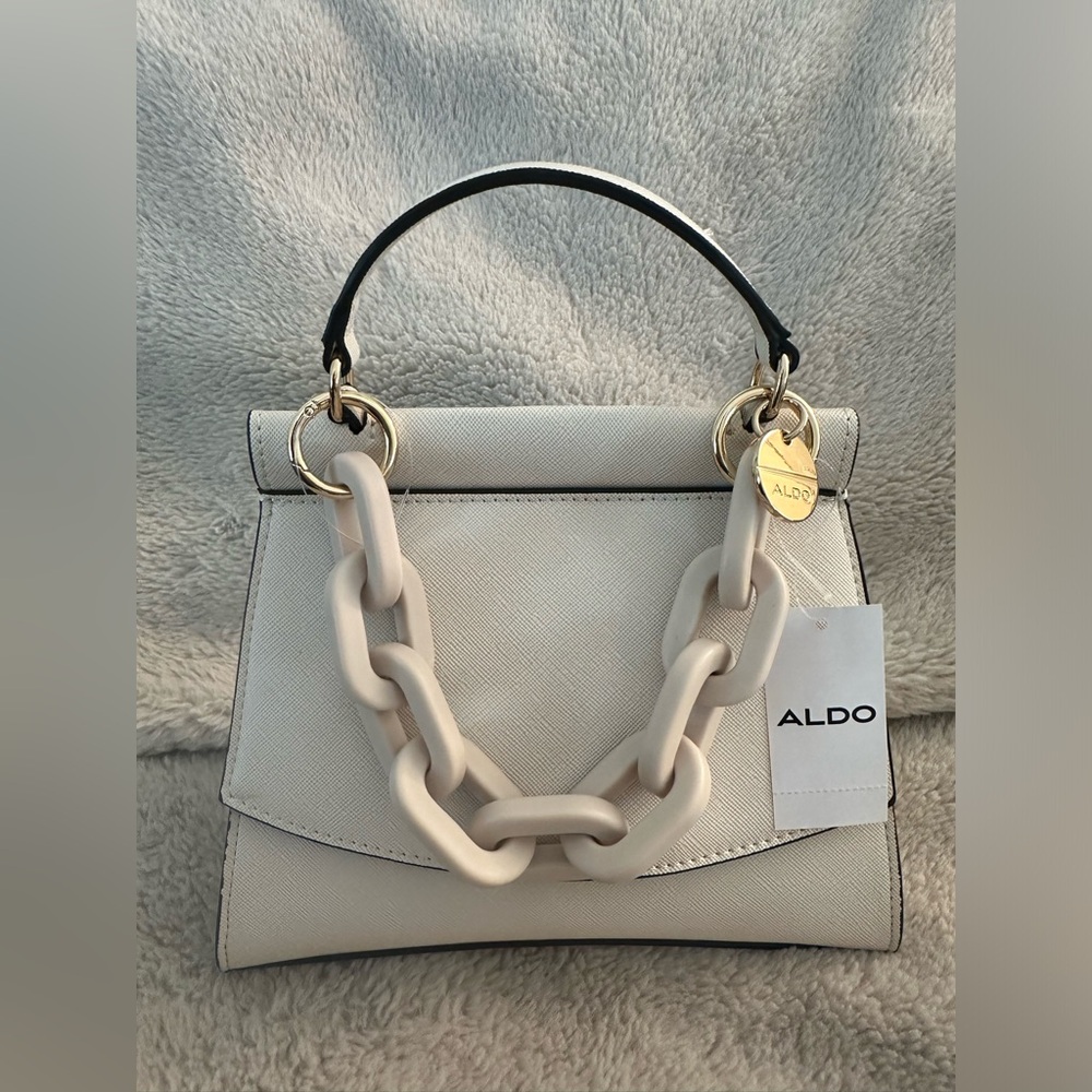 ALDO ERERRABAENN Beige Cream Crossbody bag with Top Handle & Acrylic Link Chain - Picture 3 of 12